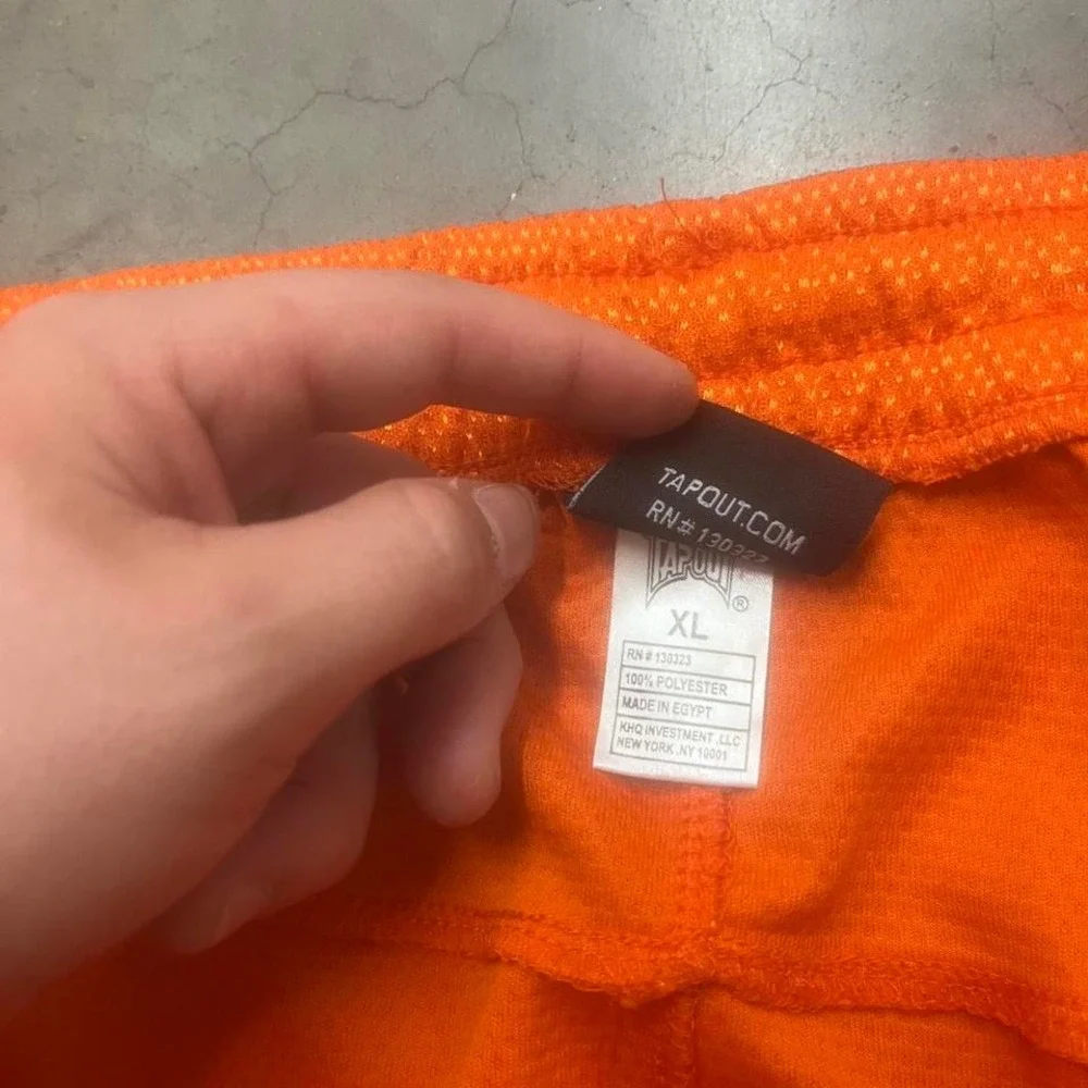 Vintage Y2K loose fit Tapout Mens‎ orange shorts skater